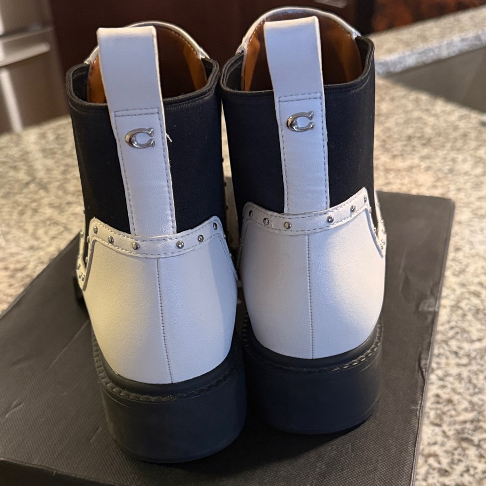 Coach Lory White Leather Booties Ankle Boots Size 8B - GUC - Picture 6 of 10